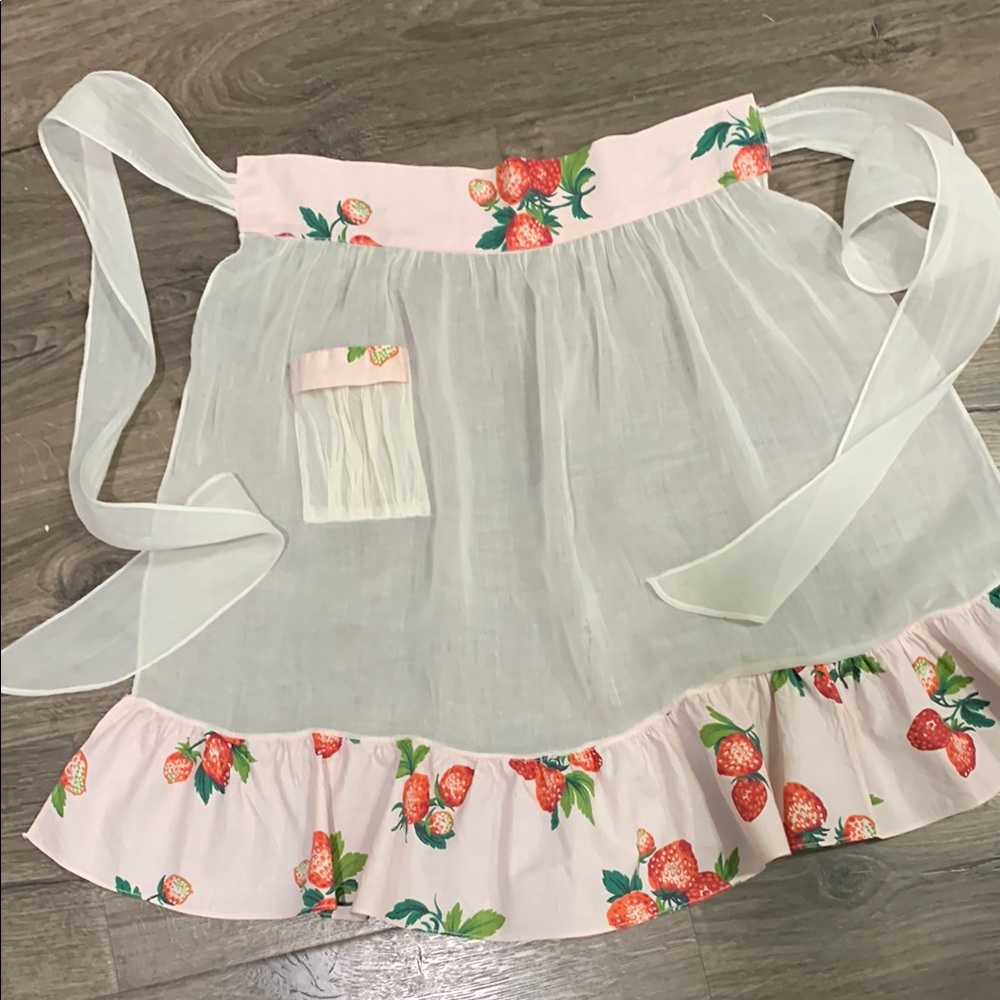 Antique Strawberry Print Apron with Ruffle Hem